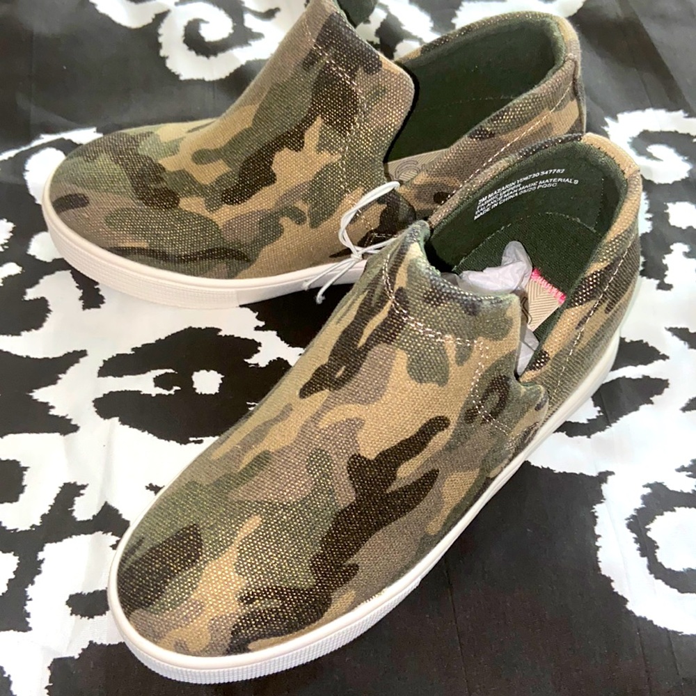 Sugar Girls Mazarin Camo Wedge Sneakers Shoes